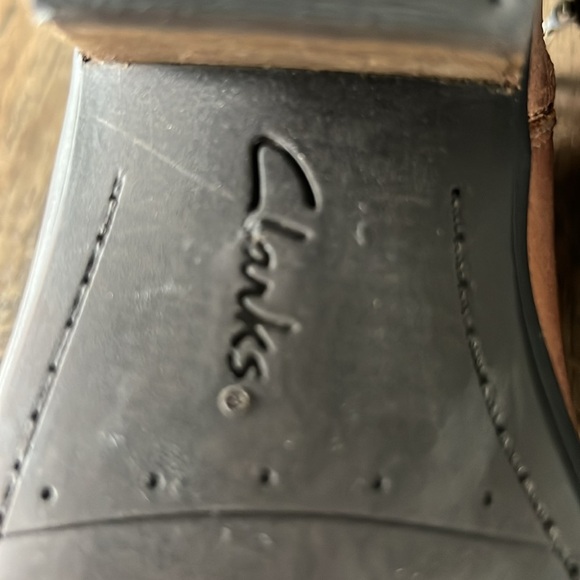 Clark’s Women’s Addiy Zora Leather Booites 1.5” Heel Ankle Boots Brown Size 8.5 - Picture 10 of 15